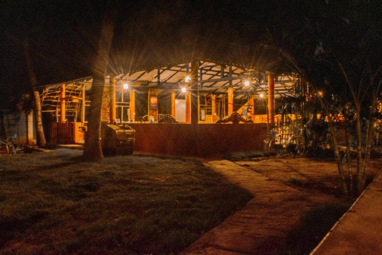 טיסמהרמה Sarada Beach Resort Yala מראה חיצוני תמונה