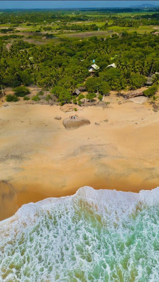 טיסמהרמה Sarada Beach Resort Yala מראה חיצוני תמונה